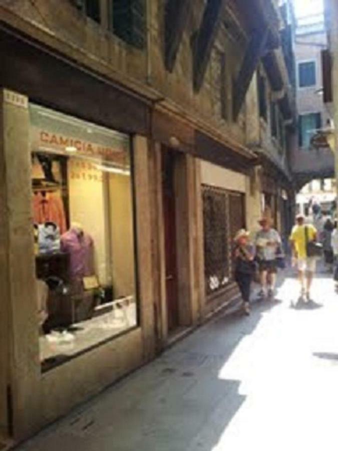 Appartamento Rialto Laura Veneza Exterior foto